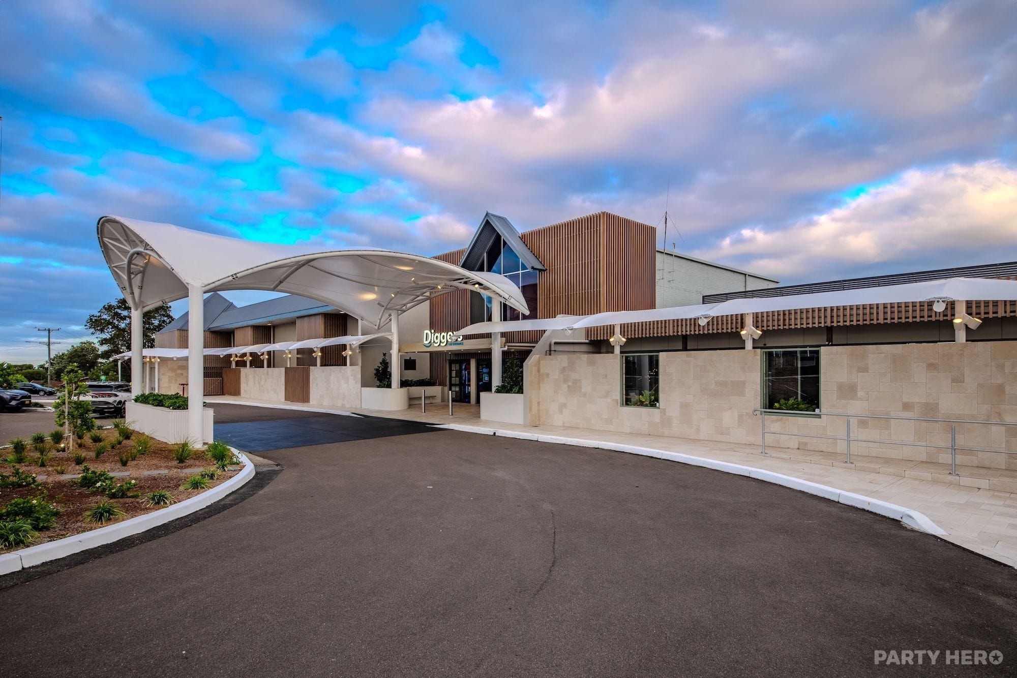 Diggers The Entrance - party venue on the Central Coast