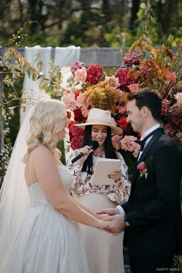 Studio Be Wed Ceremonies - wedding celebrant on the Central Coast