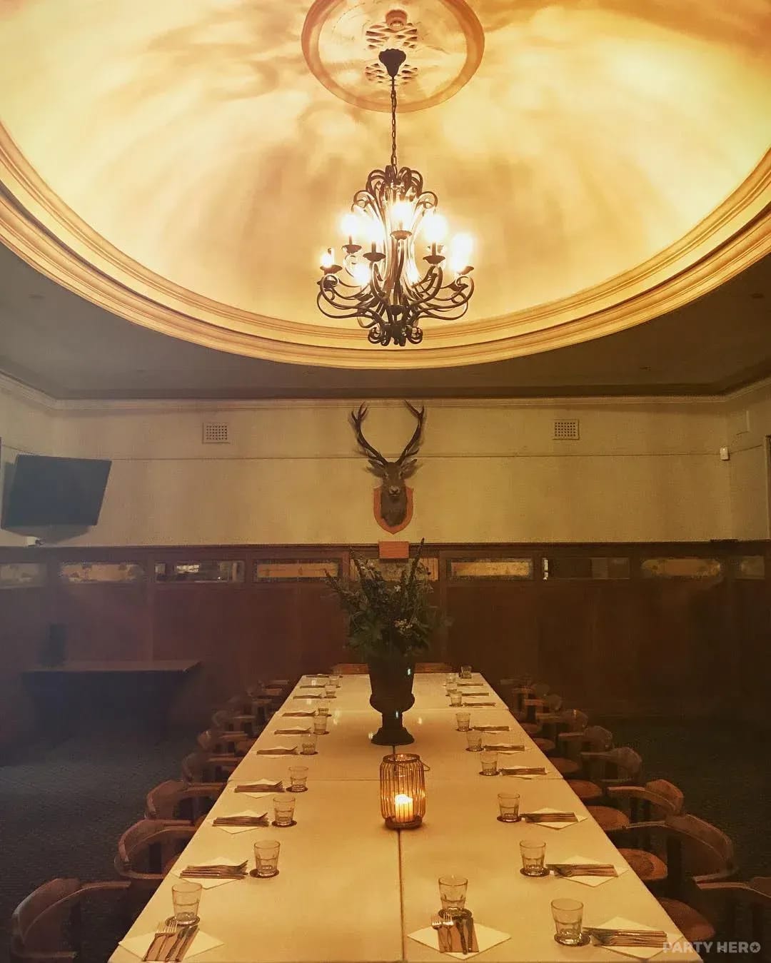 The Stag & Hunter Hotel - party venue in Newcastle