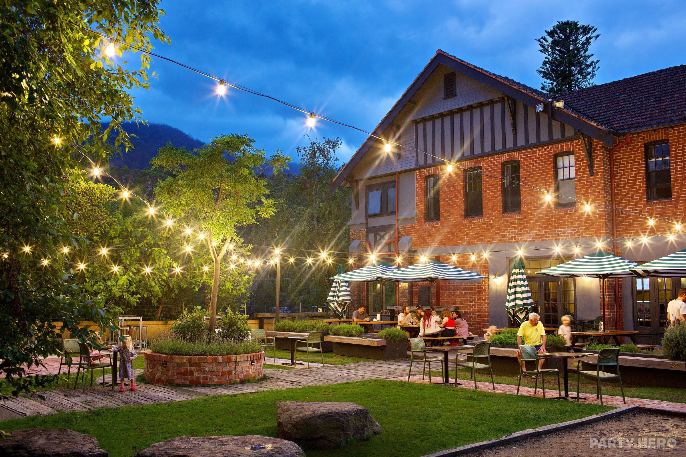 Alpine Hotel Warburton - hotel in Warburton