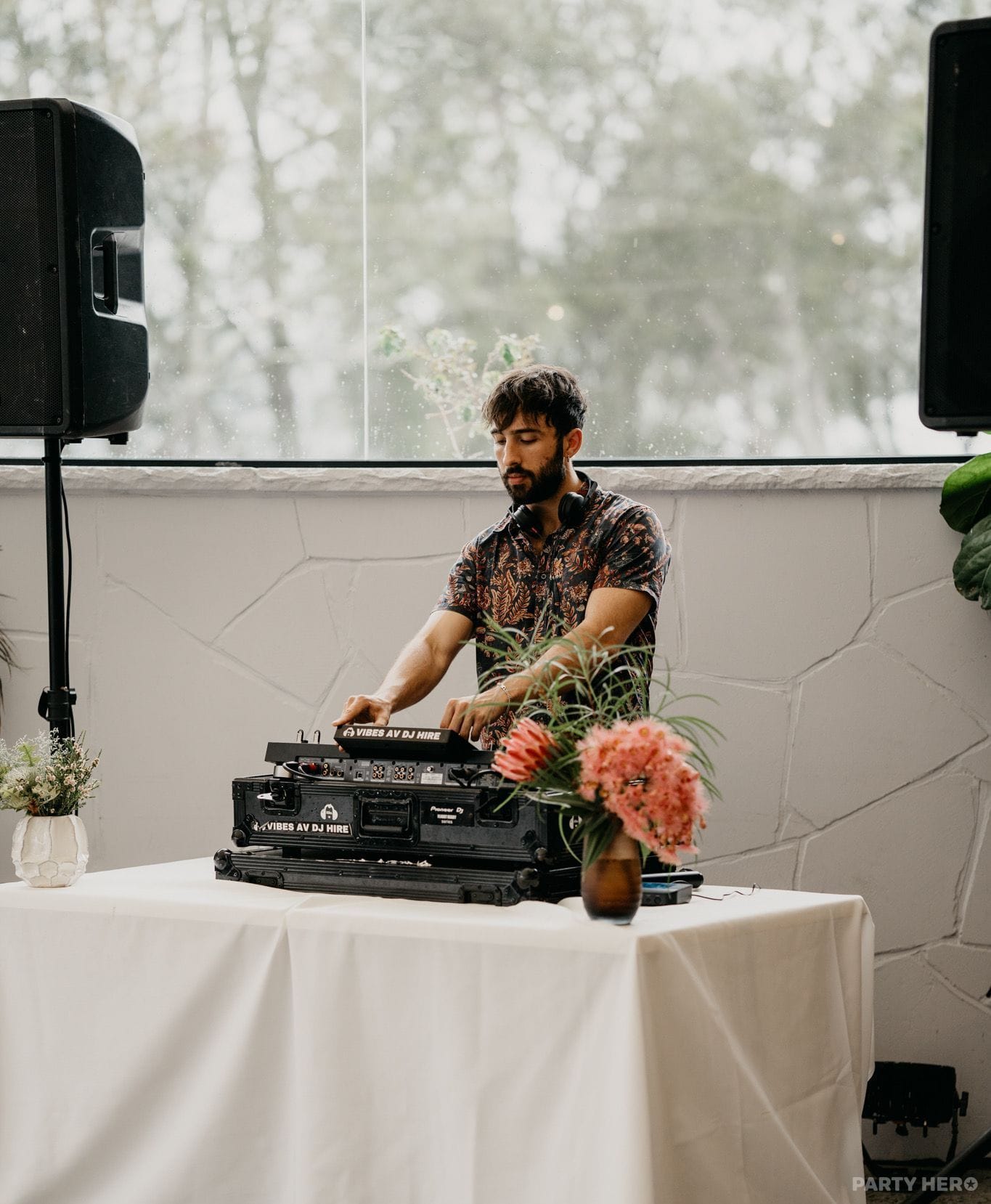 Vibes AV & DJ Hire activity in Sydney - group bookings
