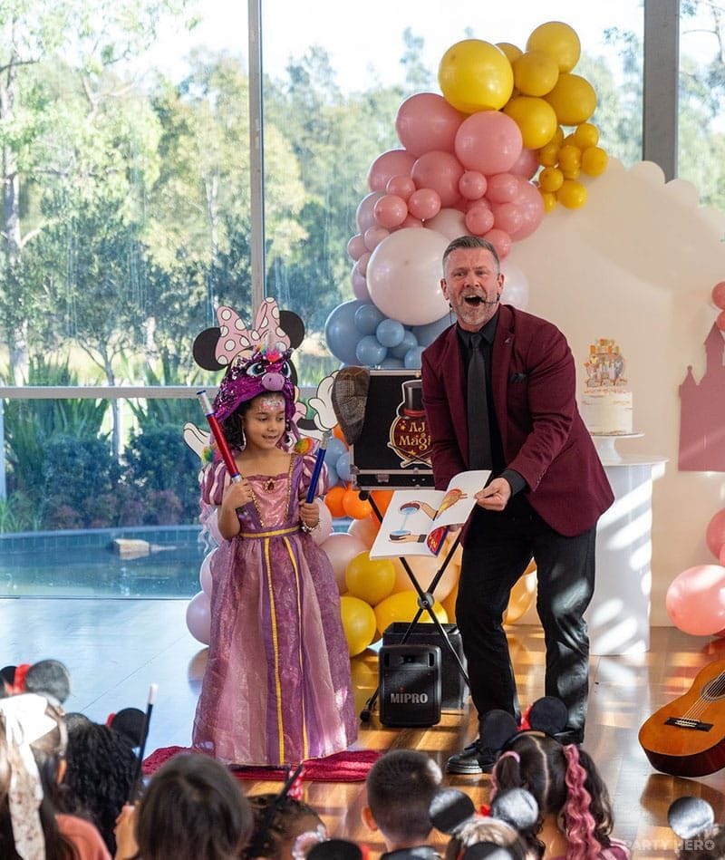 AJ Magic Show activity in Sydney - group bookings