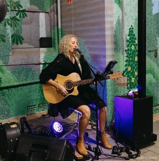 Sydney Party Entertainment - guitarists in Sydney