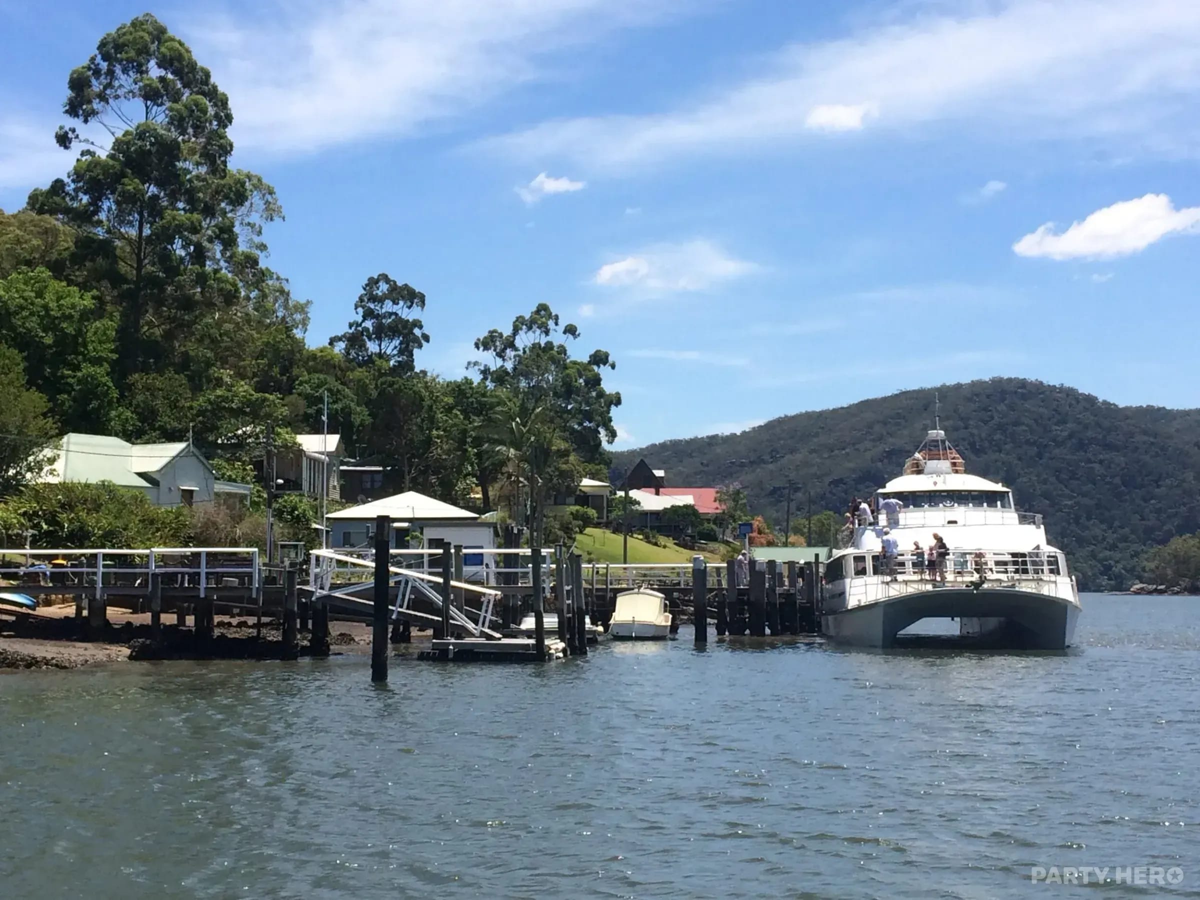 The Riverboat Postman - private boat charter on Hawkesbury