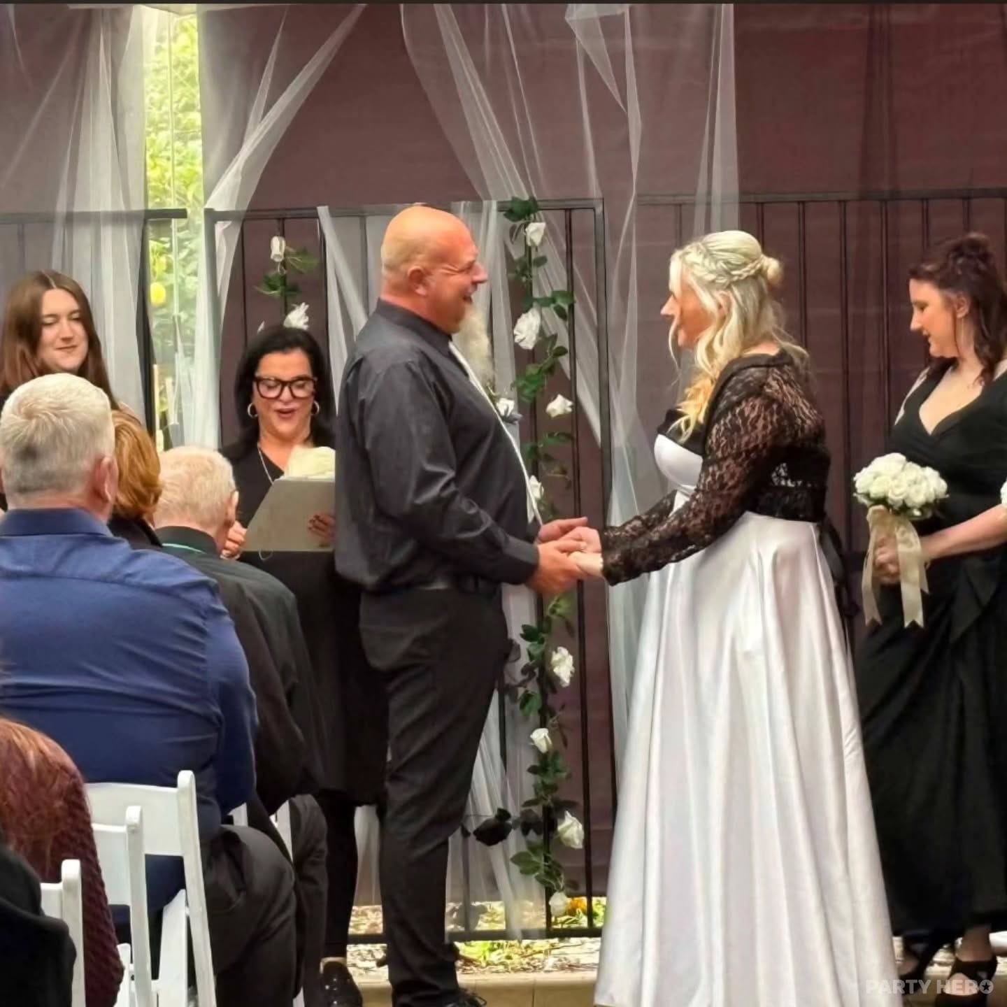 Amanda Morgan Celebrant - wedding celebrant on the Mornington Peninsula