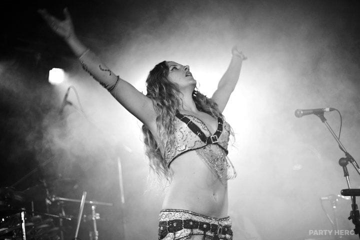 Azra Belly Dancer - circus and dance performers in Melbourne