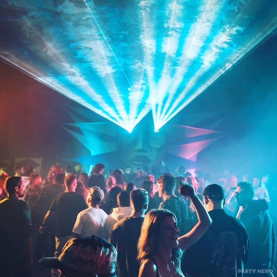 Byron Bay DJs - DJ hire in the Byron Bay area