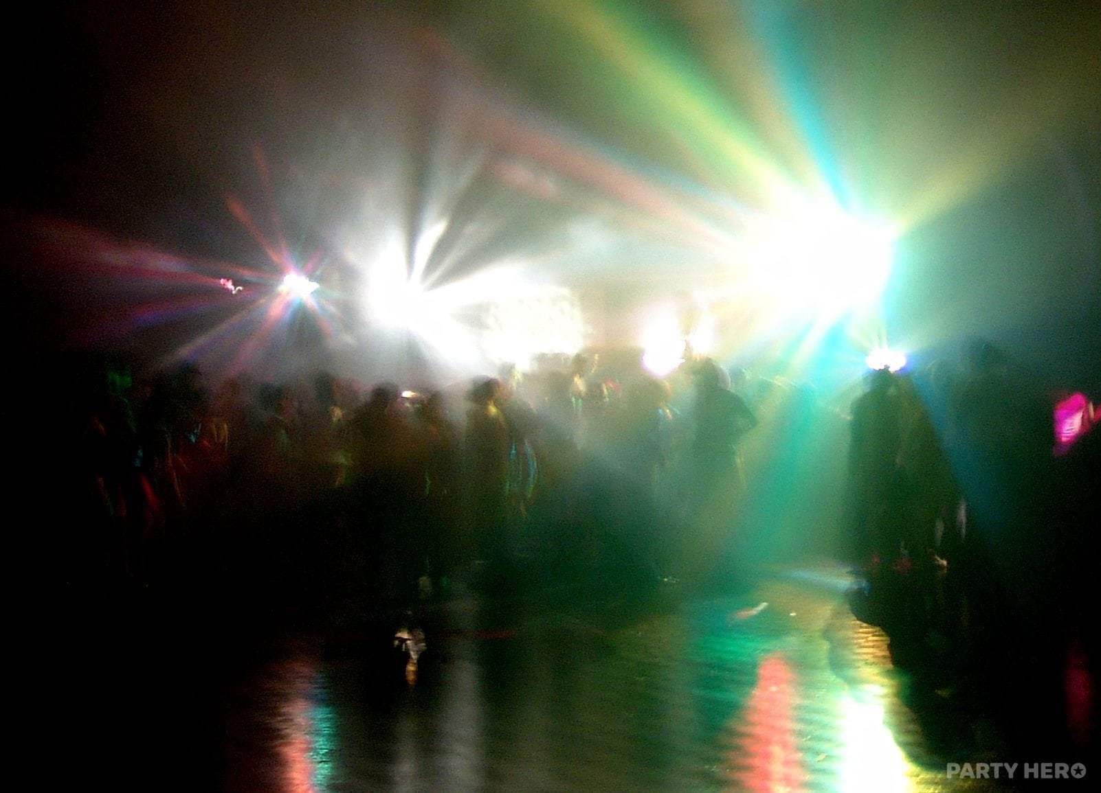 Byron Bay DJs - DJ hire in the Byron Bay area