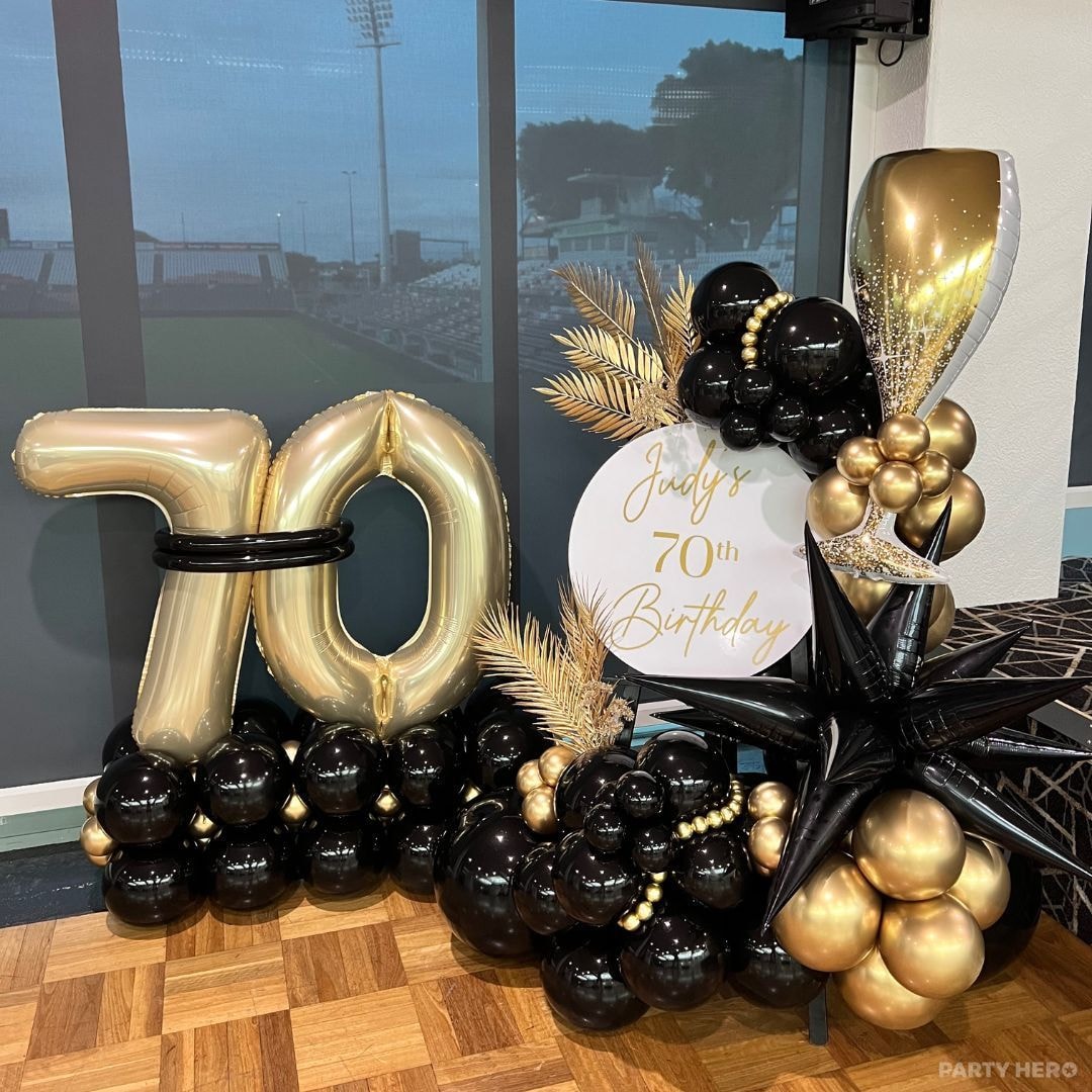 Brooke's Party Hire - balloon and party decorations in Brisbane
