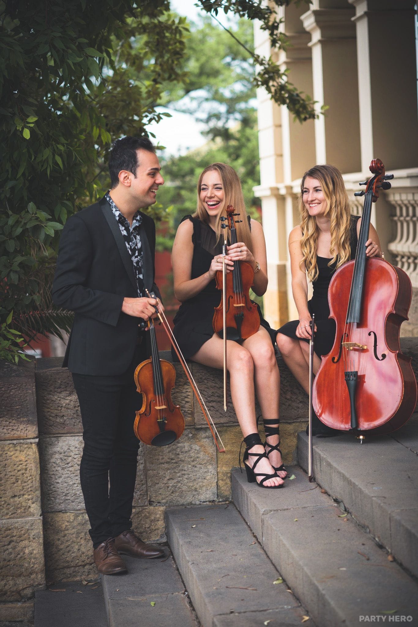 Q Strings - band hire in the Southern Highlands
