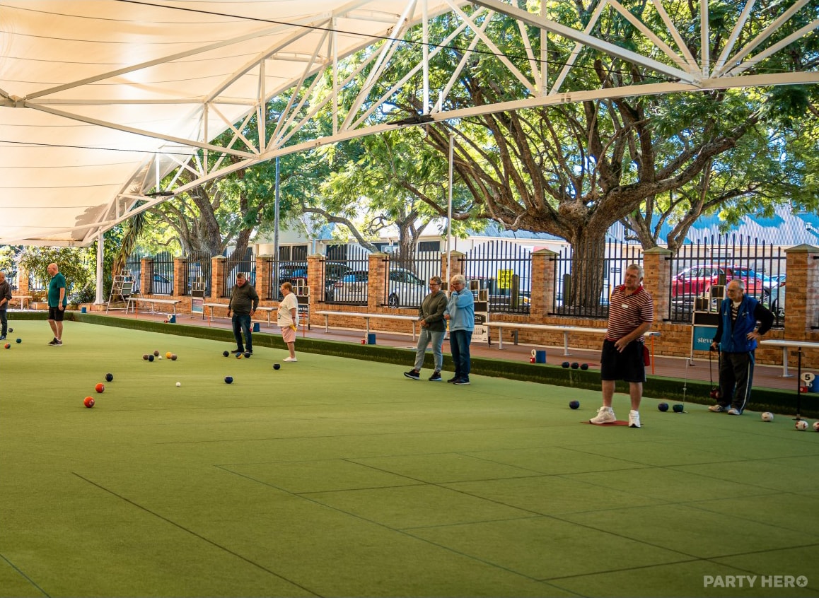 Raymond Terrace Bowling Club - party venue in Port Stephens