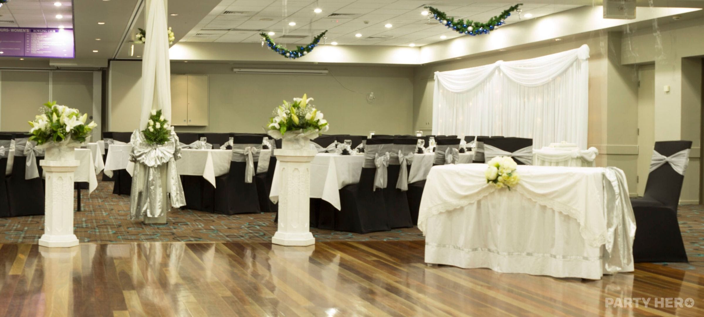 Raymond Terrace Bowling Club - party venue in Port Stephens