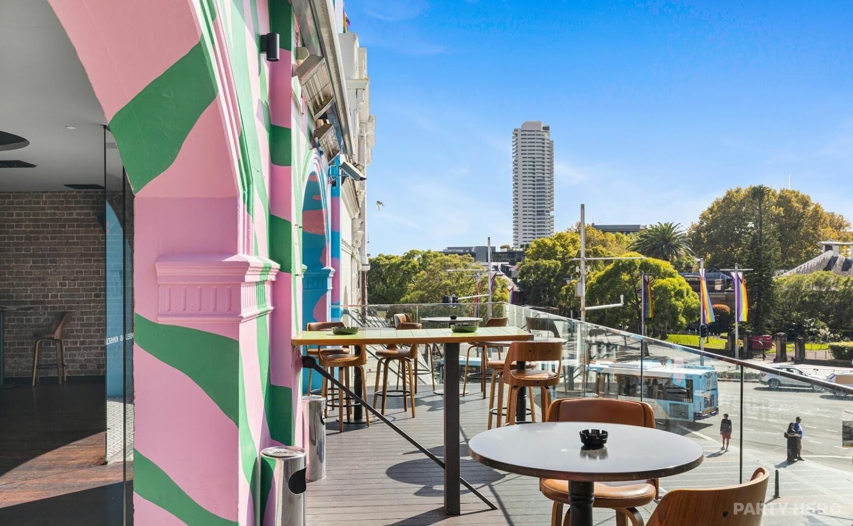 Middle Bar at Kinselas Hotel - party venue hire
