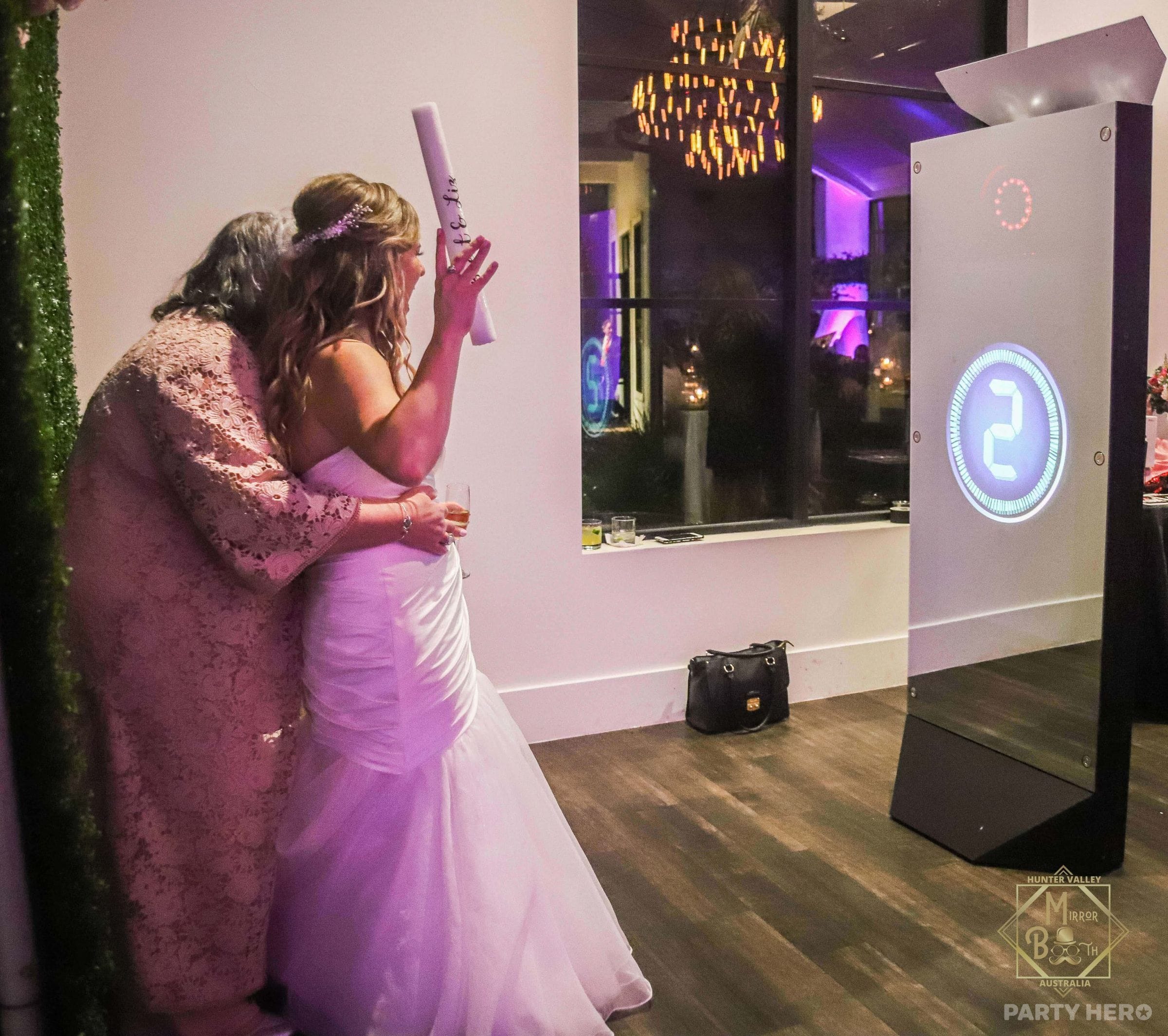 Hunter Valley Mirror Booth - photobooth hire in the Hunter Valley